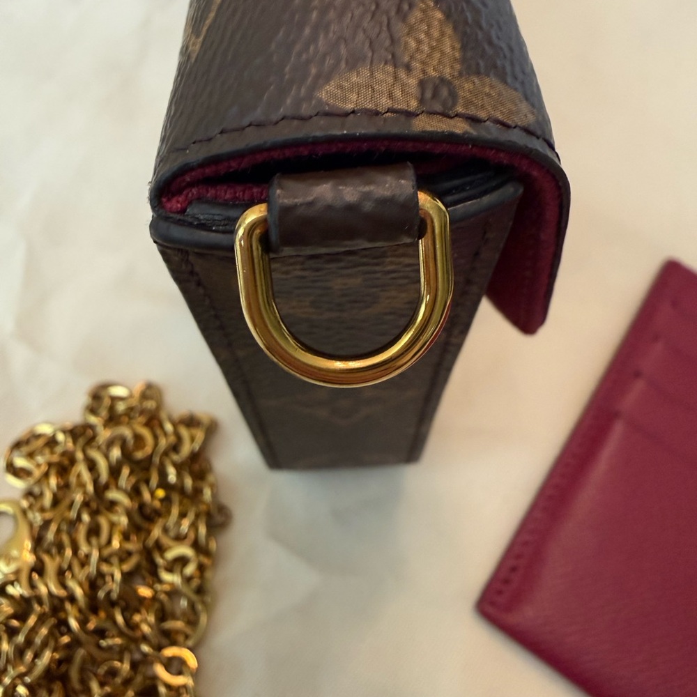 Authentic Louis Vuitton Felicie Pochette - Picture 5 of 14